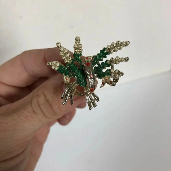 Vtg Exquisite  Brooch - Picture 5 of 8